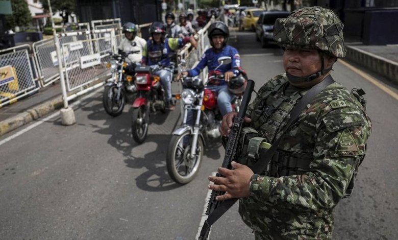 Baku Tembak Istana Venezuela