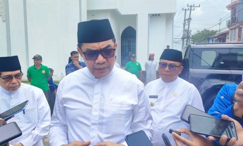 Wali Kota Samarinda, Andi Harun saat diwawancara awak media (ist)
