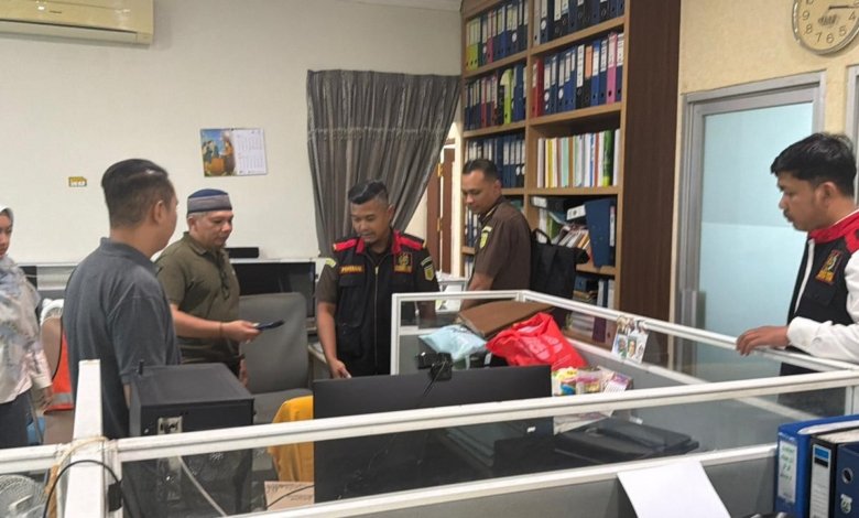 Kejati Kaltim geledah Kantor ESDM Kaltim