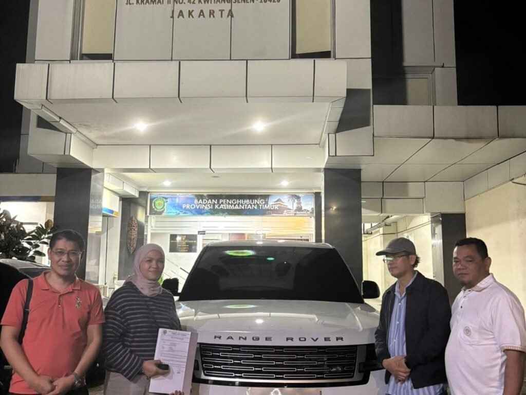 Pemprov Kaltim Kembalikan Mobil Dinas Range Rover