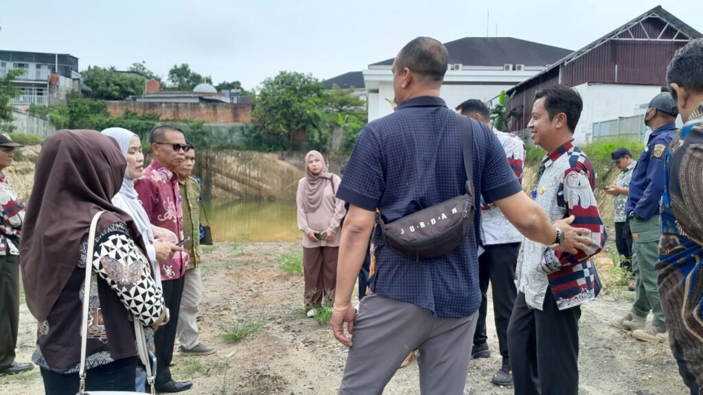 Tim Wali Kota Akselerasi Pembangunan Kota Samarinda (TWAP) sidak galian tanah di Jalan M. Yamin