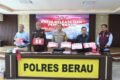 Kapolres Berau, Ridho Tri Putranto saat memimpin pers rilis kasus ungkapan 10 Kg narkoba jenis sabu
