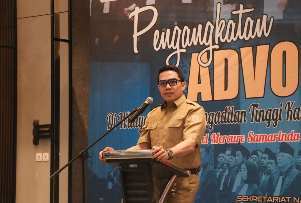 Wali Kota Andi Harun Bekali Calon Advokat PERADI Samarinda