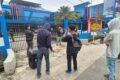 AKSI - Enam mahasiswa Universitas Mulawarman yang tergabung Imperium Kaltim mendatangi kantor KSOP Samarinda, tiga hari menjalang lebaran, Selasa (17/3/2026)