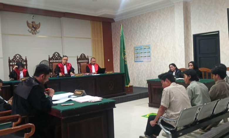 Sidang tuntutan kasus bom molotov yang digelar di Pengadilan Negeri Samarinda. (IST)