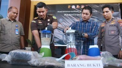 Satuan Reserse Narkoba (Satresnarkoba) Polresta Samarinda memusnahkan barang bukti narkotika