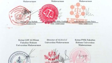 Petisi  yang ditandatangani sejumlah organisasi mahasiswa di lingkungan Fakultas Hukum Universitas Mulawarman