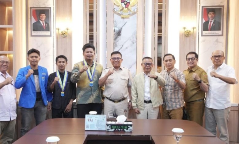 Wakil Wali Kota Samarinda Saefuddin Zuhri menerima kunjungan silaturahmi dari jajaran Pengurus Koordinator Cabang PMII Kalimantan Timur.