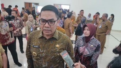 Wali Kota Samarinda, Andi Harun menghadiri agenda penyerahan Laporan Hasil Pemeriksaan (LHP) LKPD Tahun Anggaran 2025.