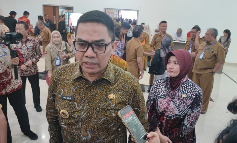 Wali Kota Samarinda, Andi Harun menghadiri agenda penyerahan Laporan Hasil Pemeriksaan (LHP) LKPD Tahun Anggaran 2025.