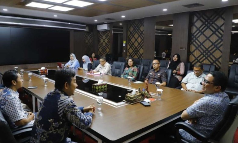 Audiensi antara Wali Kota Samarinda, Andi Harun, dan jajaran PT PLN (Persero) UP3 Samarinda