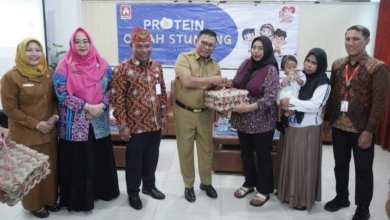 Wakil Wali Kota Samarinda Saefuddin Zuhri saat menutup Program Penanganan Stunting Tahap VI di Aula Kecamatan Palaran, Jalan Ampera, Selasa (28/7).