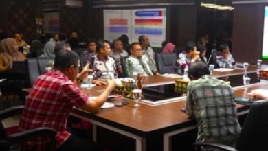 Wali Kota Samarinda, Andi Harun memimpin Rapat Koordinasi Antisipasi El Nino Ekstrem.