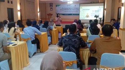 sertifikasi CDAKB - Ilustrasi percepatan sertifikasi CDAKB bagi distributor alat kesehatan di Kalimantan Timur oleh Dinkes dan Gakeslab.