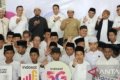 Masjid Berdaya - Ilustrasi aktivitas warga saat memanfaatkan fasilitas internet dan literasi digital dalam Program Masjid Berdaya.
