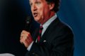 Tucker Carlson - Tucker Carlson saat memandu siniar yang membahas kontestasi politik Senat.