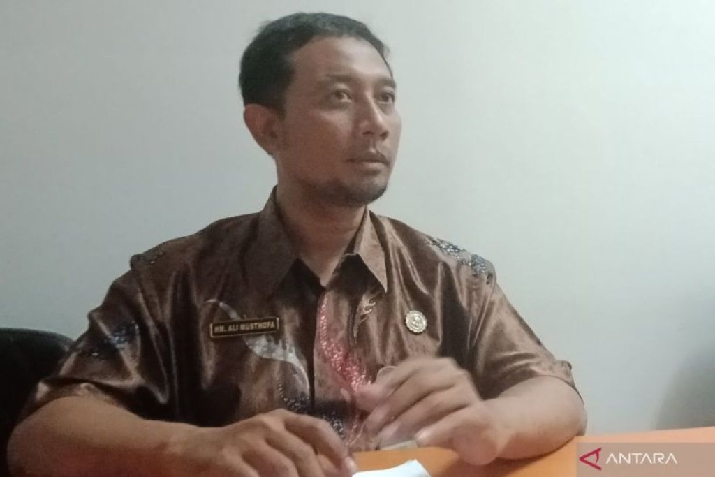 Persetujuan Bangunan Gedung - Ilustrasi pelayanan pemerintah daerah dalam mendampingi pengurusan dokumen perizinan usaha bagi pelaku UMKM di Penajam Paser Utara.