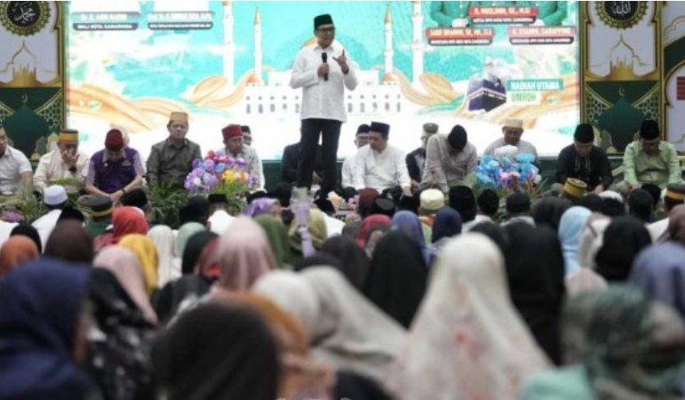 Peringatan Maulid Nabi Besar Muhammad SAW 1448 Hijriah di GOR Segiri, Jalan Kesuma Bangsa, Minggu (6/9/2026) malam
