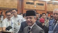 Bea Cukai Pajak - Menteri Keuangan Suahasil Nazara saat memberikan arahan kepada pejabat Bea Cukai Pajak yang baru dilantik.