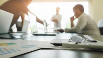 kebutuhan skill tenaga kerja - Menteri Ketenagakerjaan Yassierli saat memberikan keterangan pers terkait pemetaan kebutuhan skill tenaga kerja di Jakarta.
