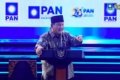 kebiasaan berjoget - Presiden Prabowo Subianto saat memberikan tanggapan terkait kritik terhadap kebiasaan berjoget di hadapan publik.