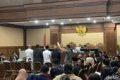 Eks Menag Yaqut - Mantan Menteri Agama Yaqut Cholil Qoumas saat memberikan keterangan pers terkait klarifikasi isu kepemimpinan dan Pansus Haji.