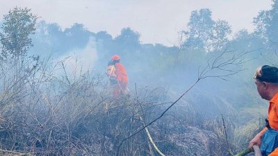 pemadam karhutla - Ilustrasi pesawat canggih pemadam karhutla jenis Beriev yang disiapkan pemerintah untuk mengatasi kebakaran hutan dan lahan di Indonesia.