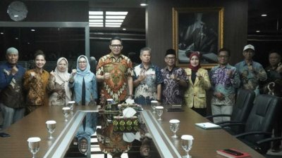 Andi Harun menerima audiensi pengurus Badan Pimpinan Cabang (BPC) Perhimpunan Hotel dan Restoran Indonesia (PHRI) Kota Samarinda periode 2026–2031