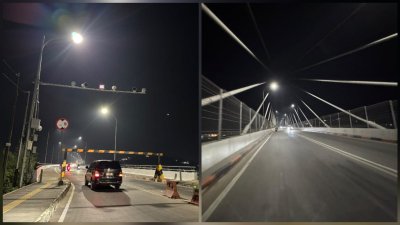 Suasan malam hari di Jembatan Achmad Amins, Samarinda yang kini lampu peneranngan jalannya kembali menyala